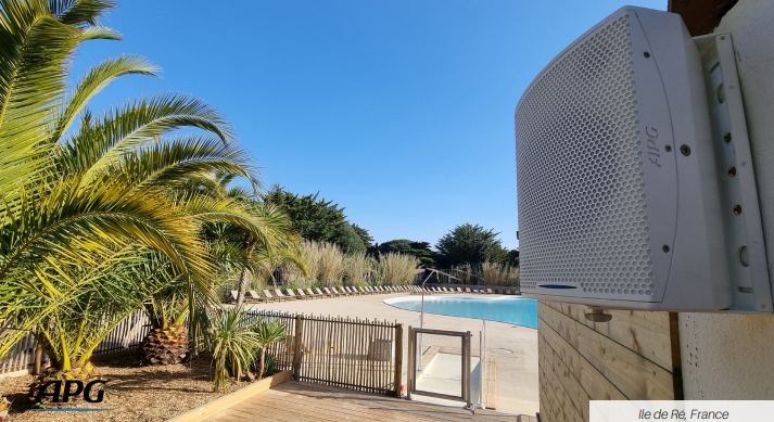 Système de sonorisation pour les espaces extérieurs comme les terrasses, les plages et les piscines.